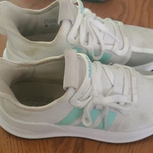 Adadias running shoes